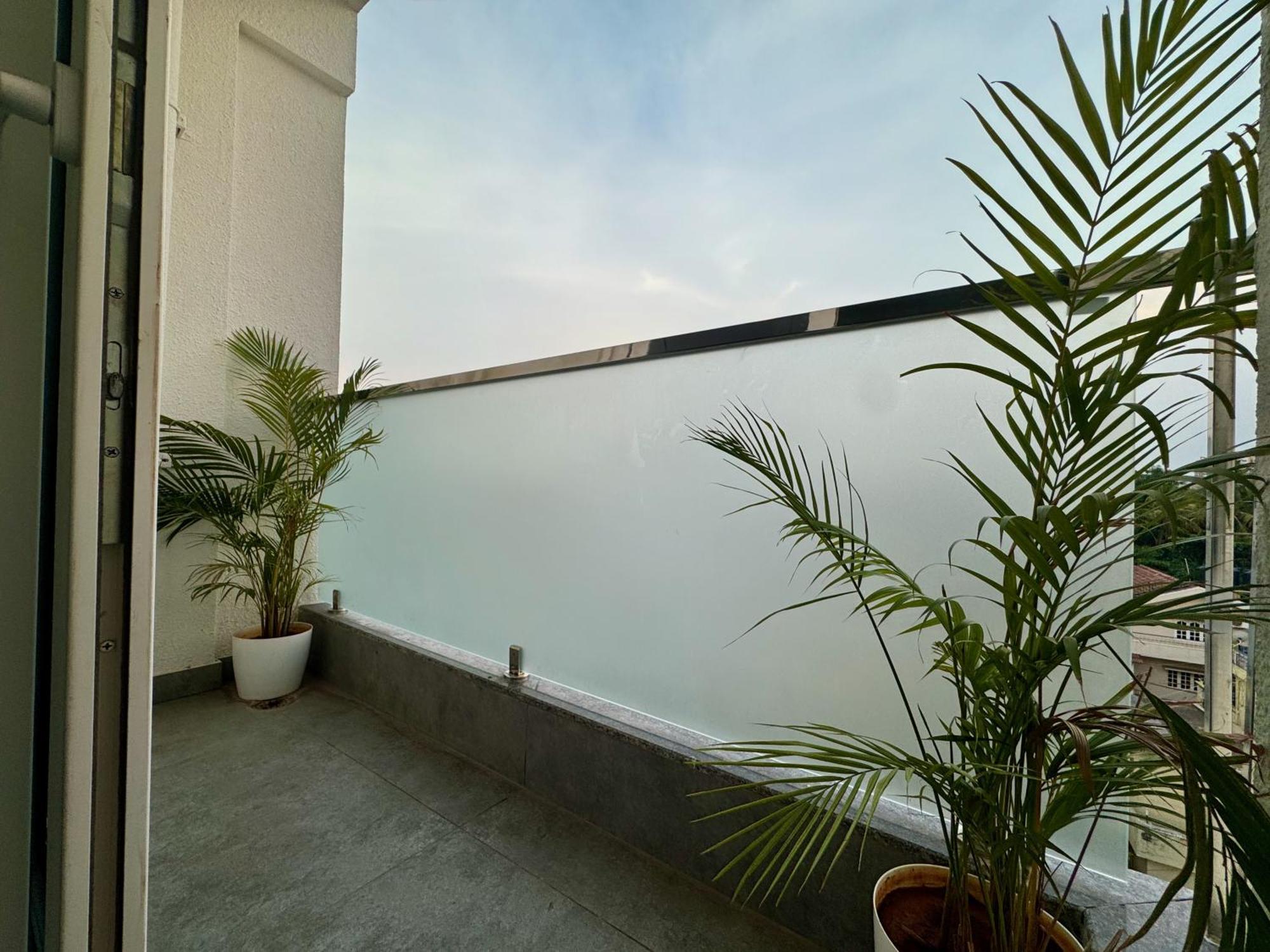 Truelife Whitefield - Premium 1 Bhk Apartments - Prime Location - Easy Access To Main Rd - Metro - Itpl - Fast Wifi - Kitchen - Smart Tv - Power Backup - Park - Garden Views Μπανγκαλόρ Εξωτερικό φωτογραφία